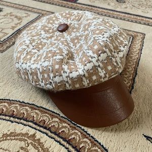 Melanie Lyne hat NWT